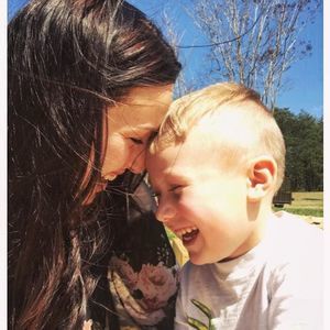 Meet your Posher, Caitlin